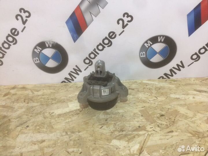 BMW F10 Подушка двигателя левая с Японии