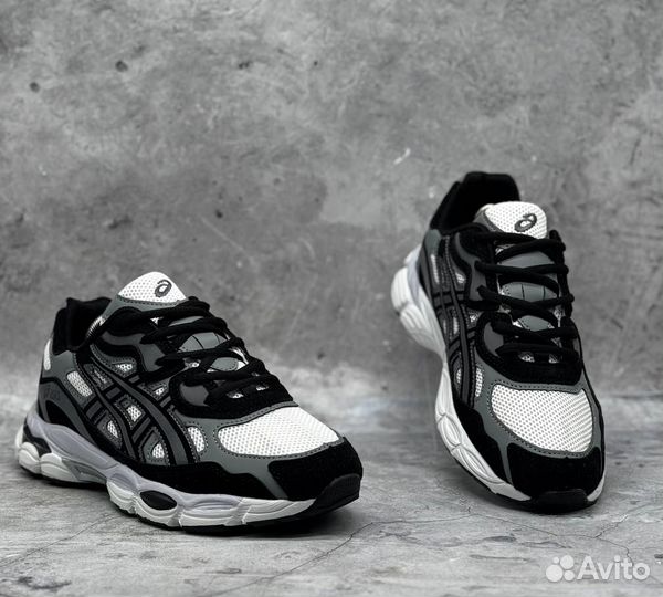 Кроссовки мужские Asics (новые)