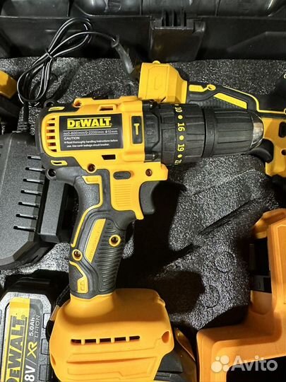 Набор аккумуляторного инструмента dewalt 4в1