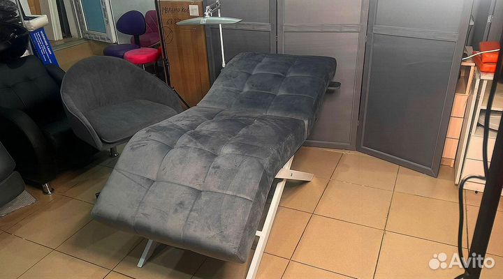 Кушетка для наращивания ресниц