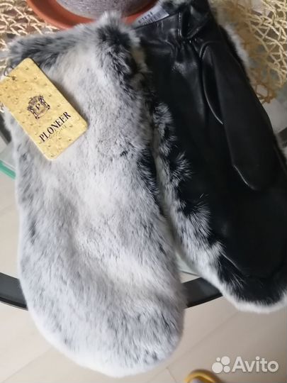 Варежки зимние женские