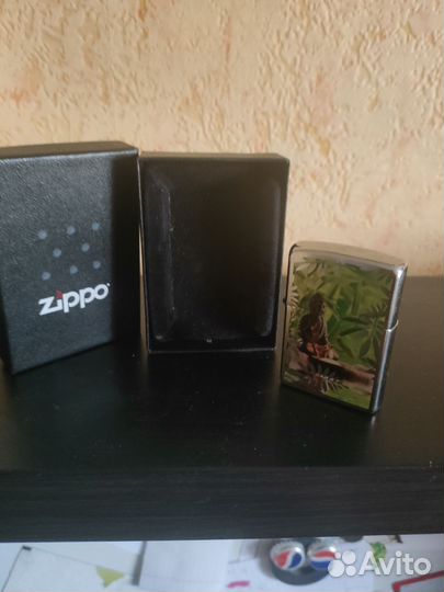 Зажигалка бензиновая zippo USA