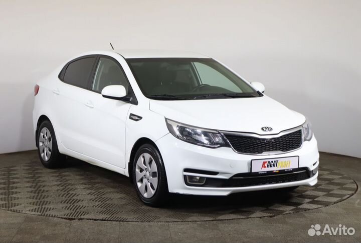 Kia Rio 1.4 AT, 2016, 76 260 км