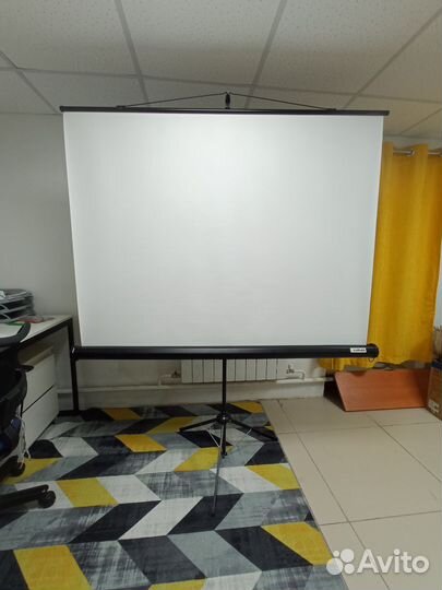 Экран для проектора Lumien Eco View LEV-100101