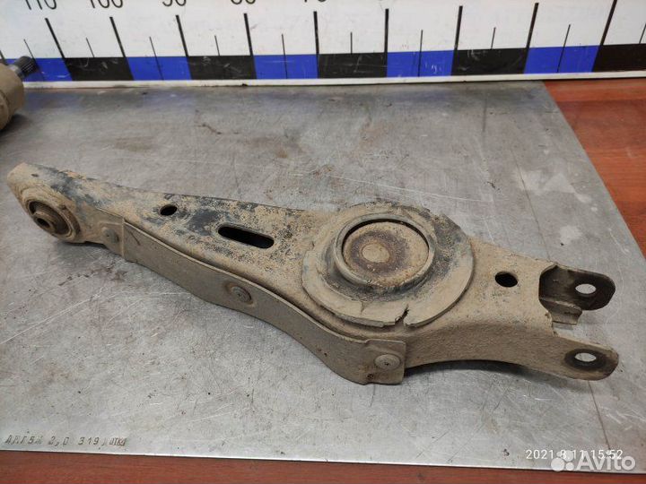 Рычаг подвески задний левый Hyundai Santa Fe 2