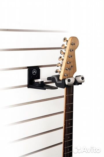 Гитарный кронштейн Ultimate Support GS-10 Pro