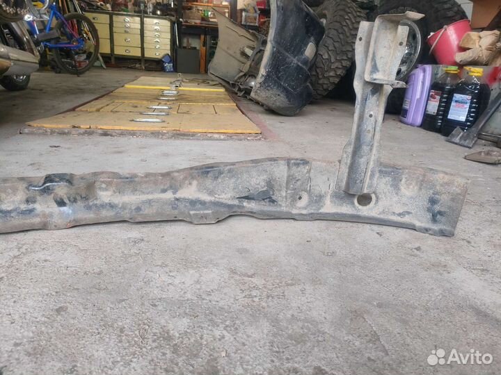 Жесткость бампера Митсубиси Делика