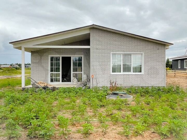 Коттедж 120 м² на участке 8 сот.