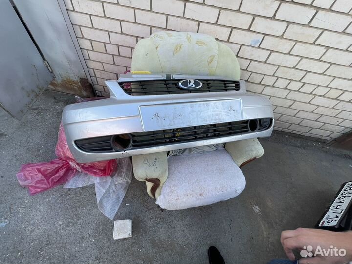 Бампер передний priora 1