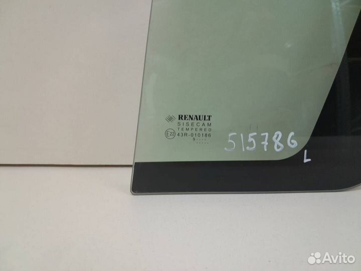 Стекло двери задней левой форточка Renault Logan 2