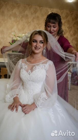 Свадебное платье