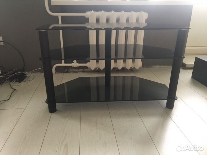 Стеклянная тумба