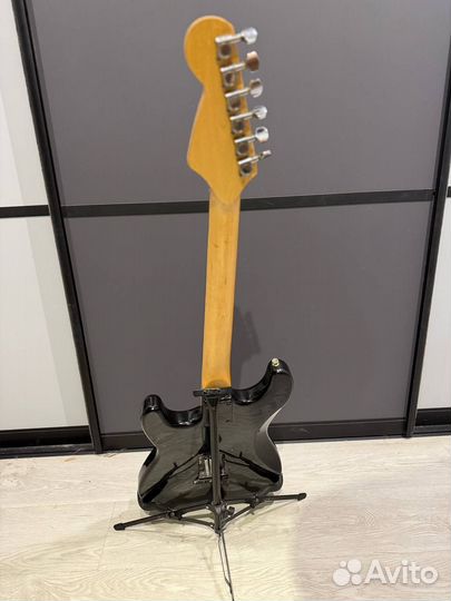 Электрогитара Стратокастер