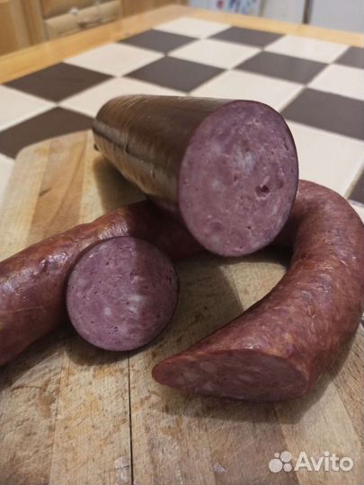 Колбаса варенокопченая