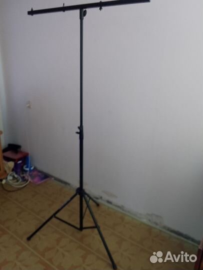 Стойка для световых приборов.Soundking