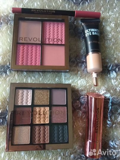 Палетка теней для astra pure beauty eyes palet