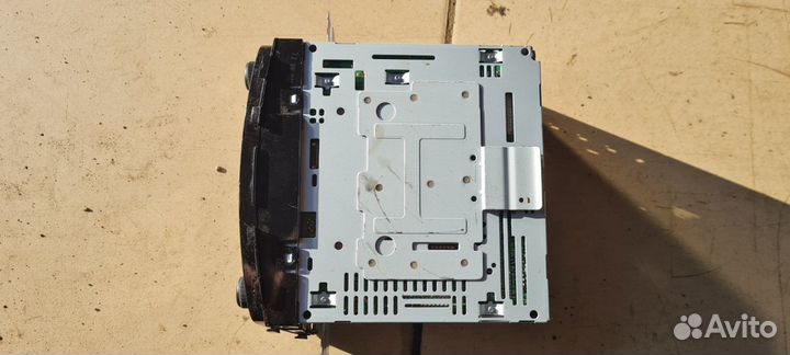 Магнитола Hyundai Solaris 1