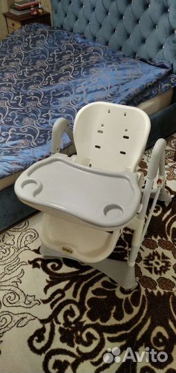 Стульчик для кормления babyton