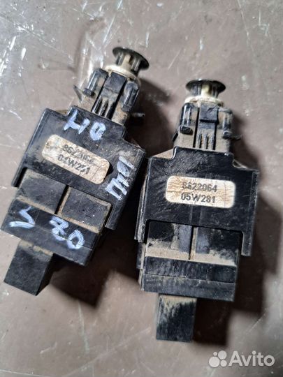 Датчик стоп сигнала Volvo S80