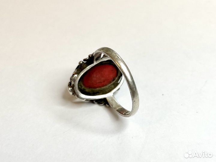 Серебряное кольцо