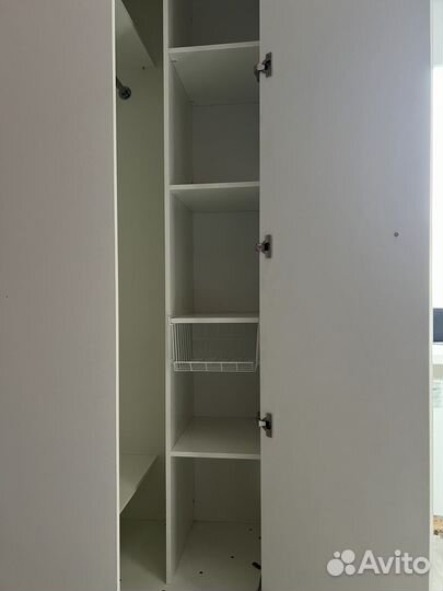 Шкаф угловой