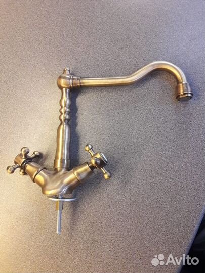 Смеситель для кухни Longran