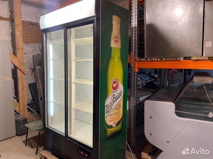 Холодильный шкаф