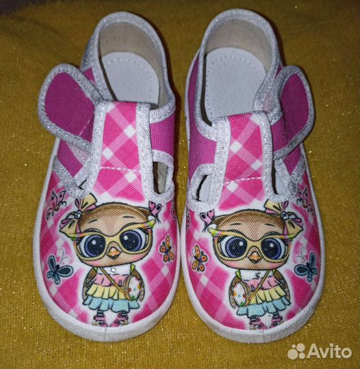 Босоножки для девочки новые 25 размер