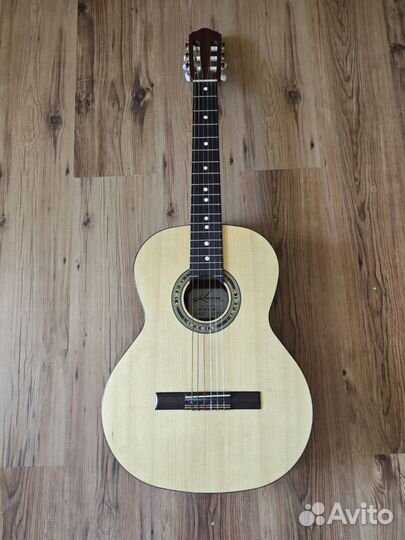 Классическая гитара бу