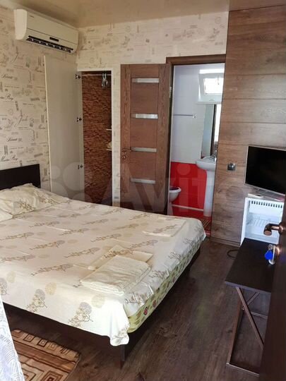 Комната 12 м² в 8-к., 2/2 эт.