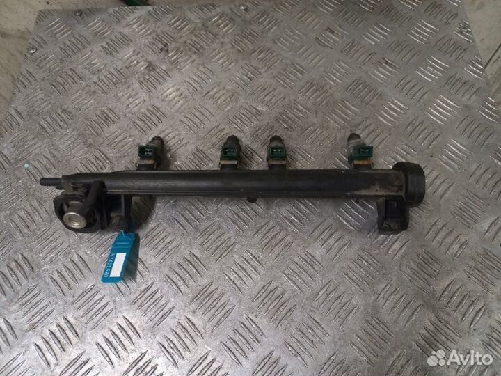 Форсунки топливные Skoda Octavia A4 1.6 8V AKL