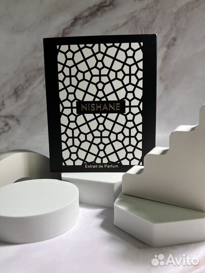 Nishane Hacivat отливант-распив