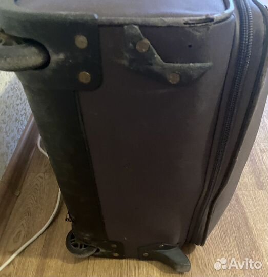 Чемодан на колесах бу