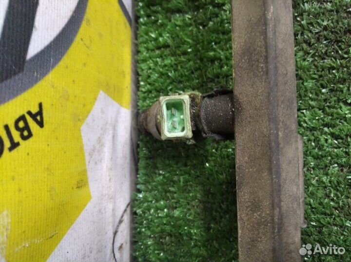 Топливная рампа Daewoo Nexia седан 150 F16D3 2008