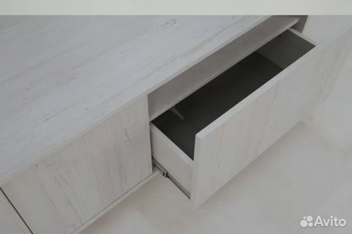 Тумба под телевизор