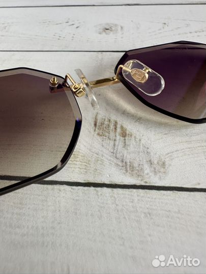 Солнцезащитные очки Cartier CT0439