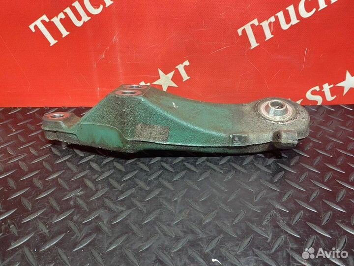 Кронштейн двигателя передний левый Volvo FH