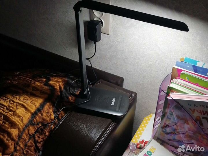 Лампа настольная