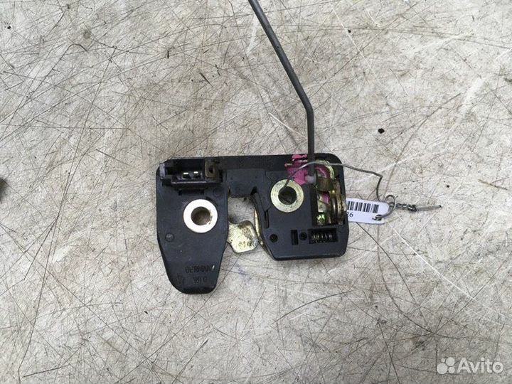 Замок багажника Volkswagen Golf Iii/Vento