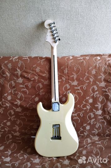 Электрогитара