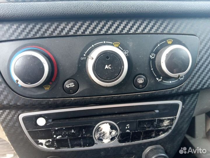 Блок управления отопителем Renault Megane 3