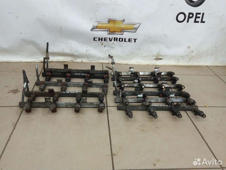 Топливная рампа Шевроле Авео Т200 Т250