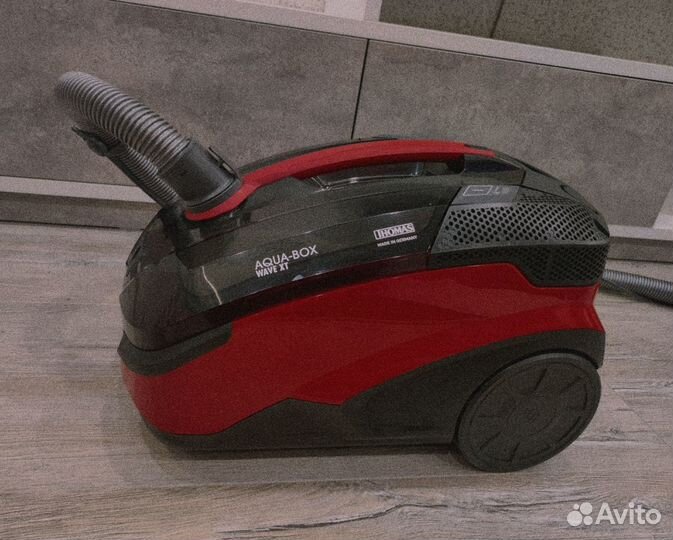 Моющий пылесос Thomas wave XT