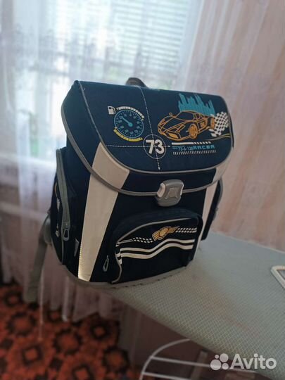 Рюкзак, портфель каркасный. 1-3 класс