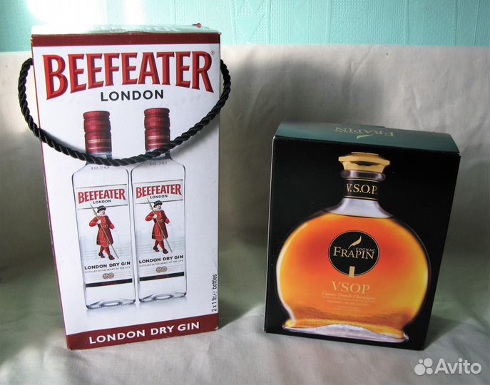 Бутылки футляры коробки алкоголь