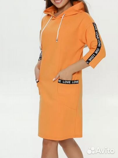 Платье миди спортивное из футера с капюшоном