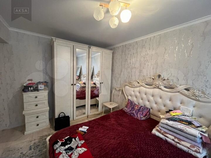 2-к. квартира, 54 м², 1/5 эт.