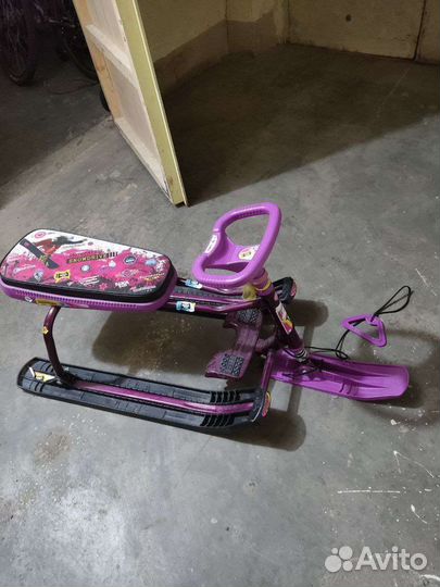 Детский снегокат бу