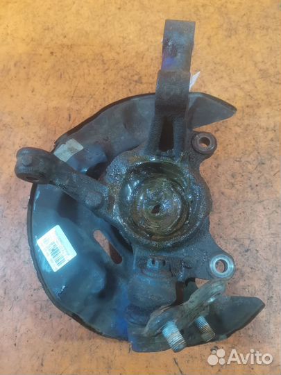 Ступица Toyota Corolla spacio ZZE124N (Переднее Левое)