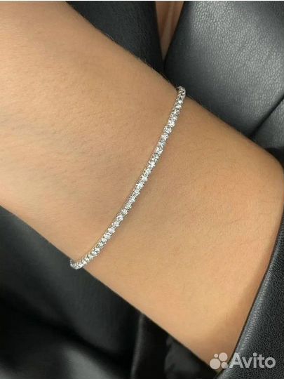 Браслет со стразами